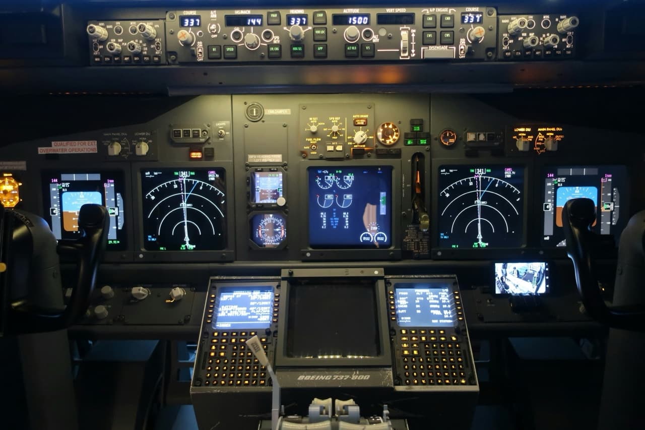 How AI Reads a Risk Profile Differently Than a Human Underwriter