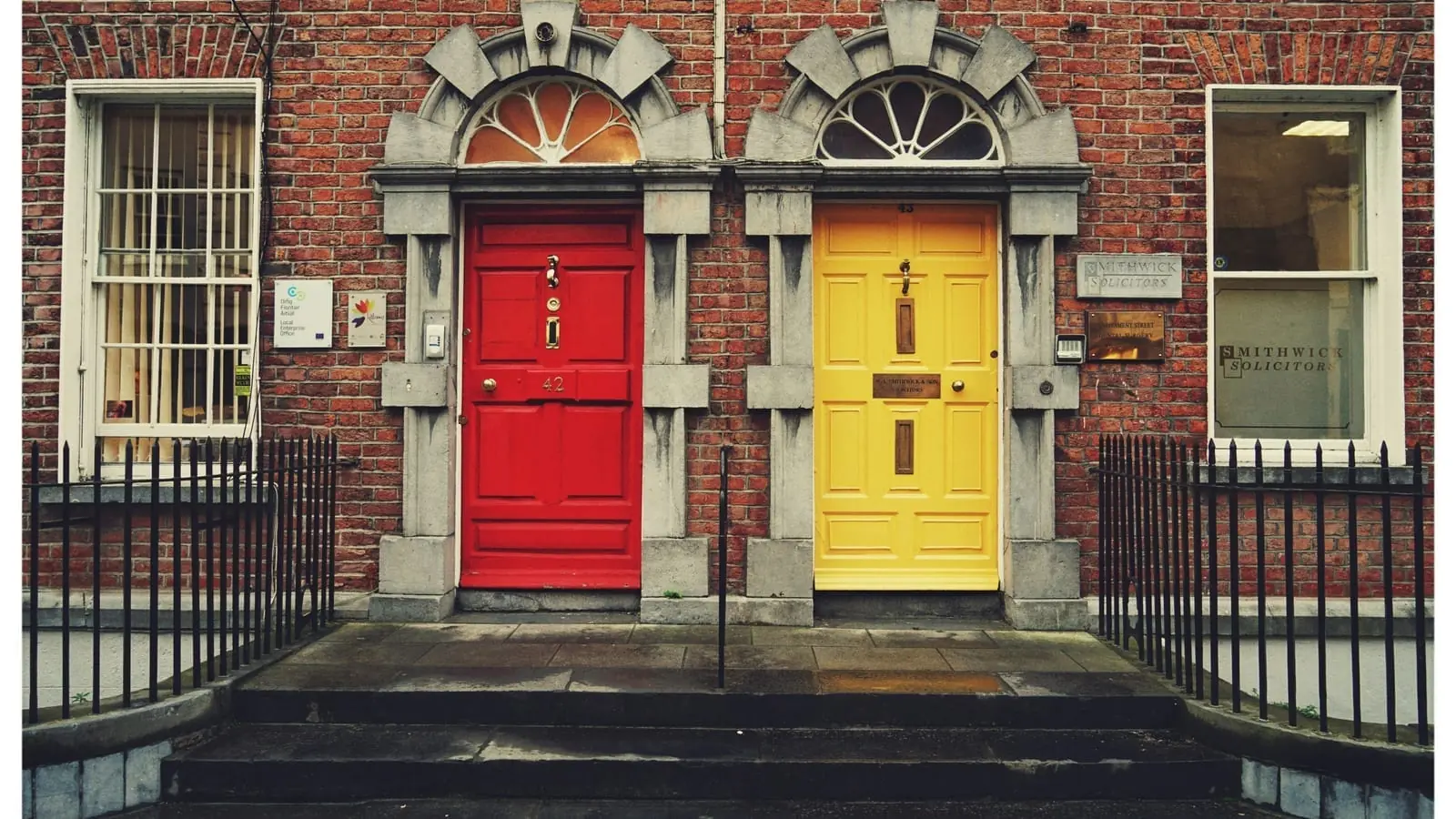 Insurance Broker vs. Agent: The Difference That Can Cost You on a Claim